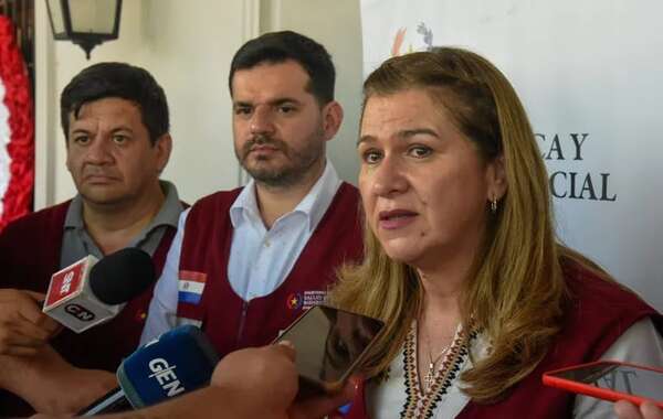 Convencionales piden destitución de ministra - Política - ABC Color