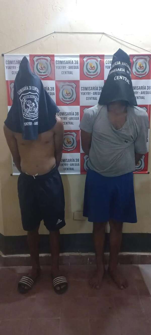 Dos motochorros detenidos en Luque tras robo a policía - Policiales - ABC Color