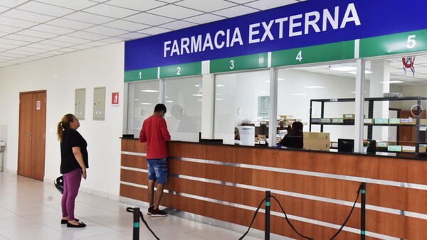 Con cuatro licitaciones, IPS prevé reabastecer farmacias