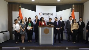 Reunión del Gobierno se realizó solo con "hurreros", denuncian universitarios - Noticias Paraguay