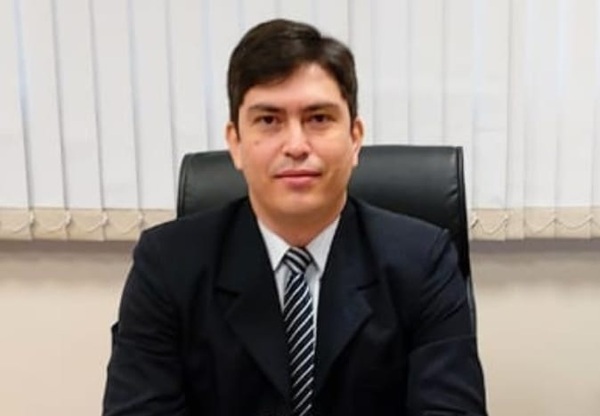 Denuncian ejercicio abusivo del derecho para dilatar el reintegro de un padre a su domicilio