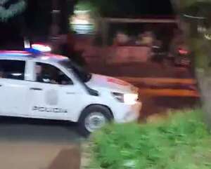 Tomas en la UNA: estudiantes denuncian amedrentamiento de la Policía Nacional - Nacionales - ABC Color