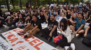 Estudiantes exigen soluciones sostenibles para la Ley Hambre Cero