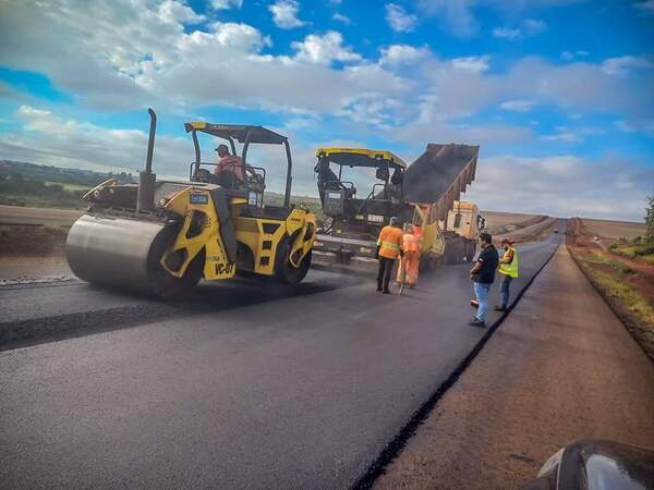 Más de 500.000 habitantes del Este se beneficiarán con obras viales esteñas - .::Agencia IP::.