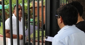 Allanan vivienda del ex intendente de Lambaré Roberto Cárdenas tras denuncias de corrupción en el Senave