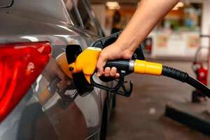 Decreto que suspende creación de gasolineras no limita acceso al mercado, dice Conacom - Nacionales - ABC Color