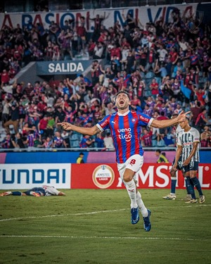 Sobre el final del juego, Cerro logra su primera victoria en Copa Libertadores - trece