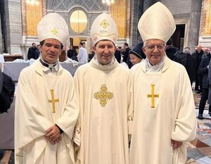 Nuevo nuncio apostólico llega hoy a Paraguay para iniciar su misión - .::Agencia IP::.