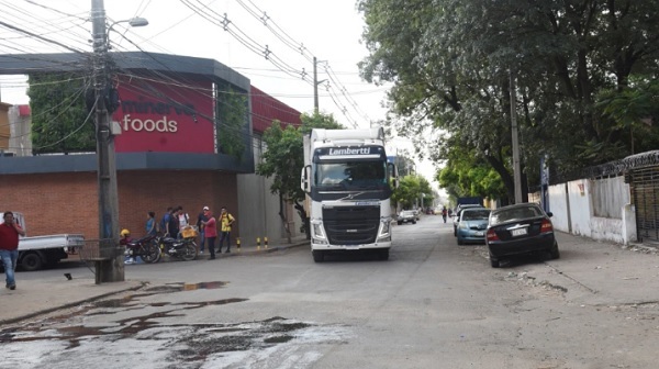 Frigoríficos enfrentan cierre por incumplir normas ambientales