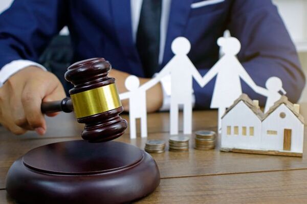 Prohíben emisión de registros de conducir a padres morosos en prestaciones alimentarias