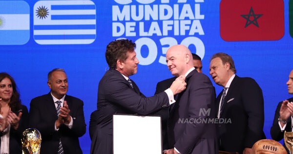 Versus / Infantino deploró los actos de racismo contra Vinicius y otros futbolistas