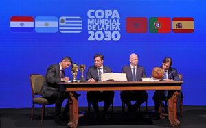 Firman acta que oficializa realización en Sudamérica del Mundial 2030 - El Trueno