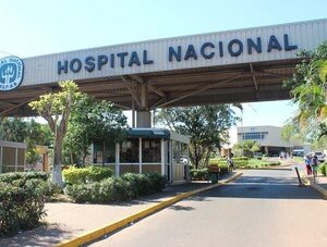 Médico denuncia falta de medicamentos e insumos en el HNI y atribuye carencia a cuestiones políticas · Radio Monumental 1080 AM