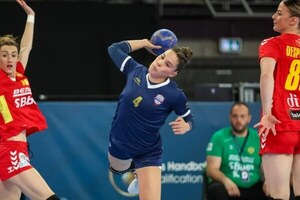 Selección mayor de balonmano femenino cae ante Montenegro - La Tribuna