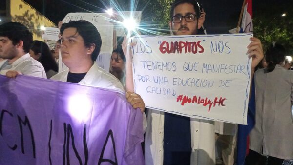 Movilización estudiantil se levantará sólo si garantizan fondos para programas del FONACIDE - Megacadena - Diario Digital