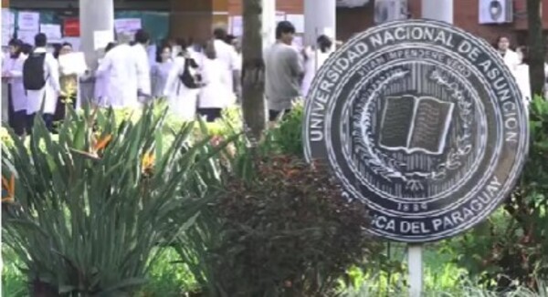 Niegan cobertura periodística a Nación Media en toma de la UNA