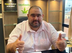 Jatar Fernández presenta proyecto para legalizar el cultivo y consumo de la marihuana · Radio Monumental 1080 AM