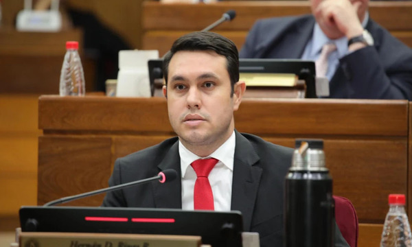 Tribunal tira el fardo a juez para que se expida sobre restitución de fueros