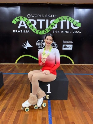 Patinadora esteña es flamante campeona en el AIS Brasilia - La Clave