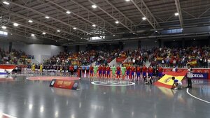 Paraguay vuelve a caer ante España