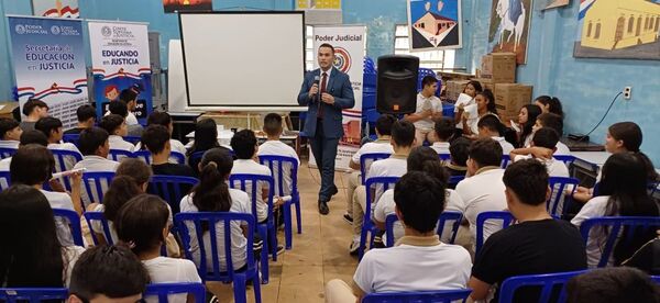 Programa “Educando en Justicia” instruyó a alumnos de Pilar  y Alberdi