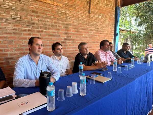 Tras diálogo con Payo Cubas y el regreso de Llano, pedirán adelantar elecciones del PLRA - Política - ABC Color