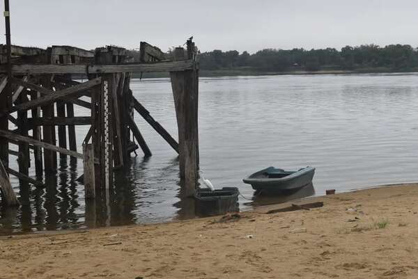 Río Paraná permanece por debajo de 1 metro en puerto de Ayolas - Nacionales - ABC Color