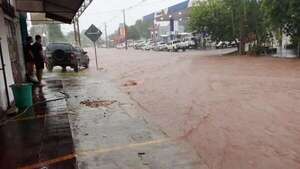 San Lorenzo: calles llenas de agua, desagües estancados por basuras, y casas inundadas tras lluvia - Nacionales - ABC Color