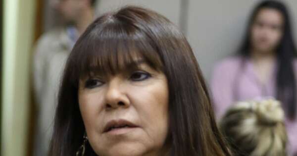 La Nación / Otro pedido de desafuero de Celeste Amarilla