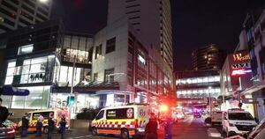 La Nación / Hombre mata a seis personas en centro comercial de Sídney