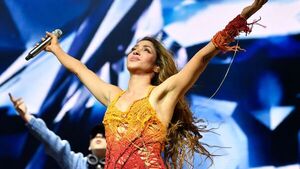Shakira cautiva en Coachella en una jornada dominada por artistas latinos