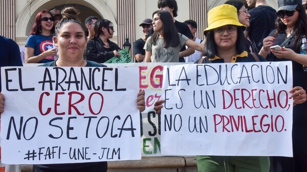 UNA extiende paro académico hasta el martes para continuar diálogo con estudiantes