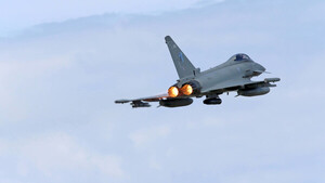 El Reino Unido envía varios cazas y aviones cisterna a Oriente Medio