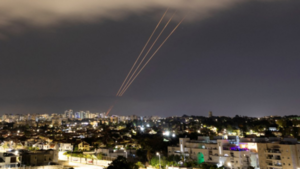 Israel intercepta con sus aliados la lluvia de drones y misiles de Irán - .::Agencia IP::.