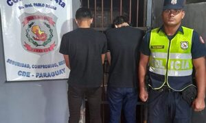 Detienen a dos sujetos que intentaron asaltar a automovilista