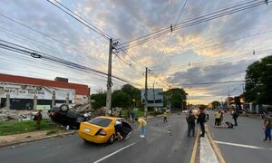 ¡Terrible! Dos personas mueren en accidente sobre avenida Eusebio Ayala