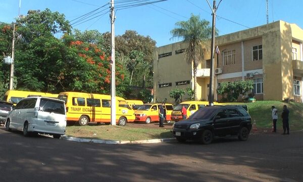 Solicitan que trabajadores de transportes escolares cuenten con uniformes identificatorios