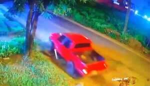 Video: buscan al responsable del accidente que dejó a un hombre en estado grave   - Policiales - ABC Color