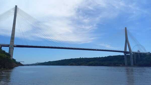 El Puente de la Integración solo sirve para la foto, dicen - La Clave