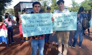 Universitarios endurecen medida y convocan a extender paro a nivel país