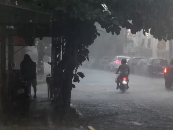 Tormentas e ingreso de frente frío marcarán el inicio de semana