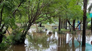 Cierran el Parque Ñu Guasu por inundaciones - Noticias Paraguay