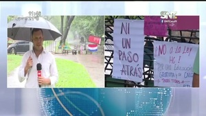 Los universitarios siguen en paro - SNT