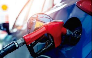 «Por el momento» no habrá aumento de precio de combustible, dicen desde el MIC