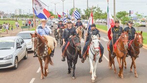 Jinetes uruguayos llegan al Paraguay luego de un mes de histórica travesía