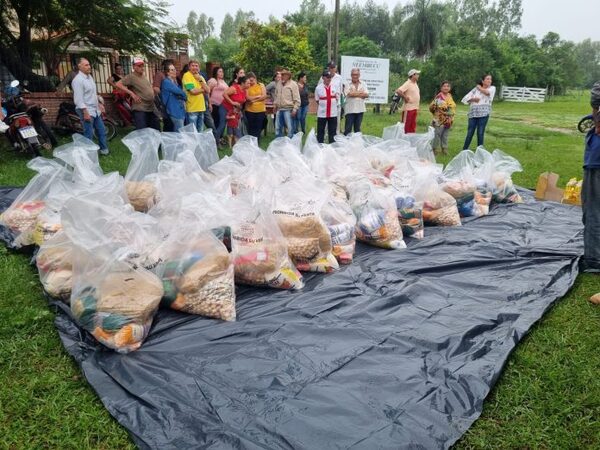 Asisten a más de 1.300 familias afectadas por inundaciones en Ñeembucú - El Independiente