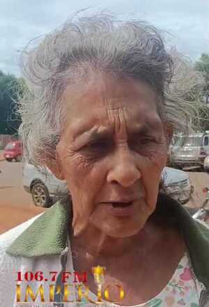 Mujer alega que su hija le robó sus documentos y no puede cobrar por tercera edad - Radio Imperio 106.7 FM