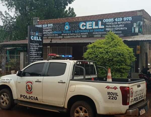 Video: así actuaron asaltantes que robaron dinero y aparatos electrónicos de un local en Edelira - Policiales - ABC Color