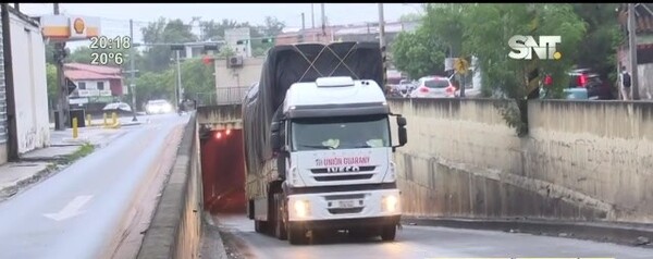 Fisuras en el túnel Semidei - SNT