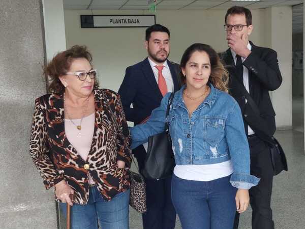 Esposa de RGD busca en la Corte evitar comiso del 50 por ciento de los bienes